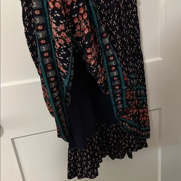 Entro Boho Sleeveless Women's top with Crochet Detail size L - Picture 5 of 6